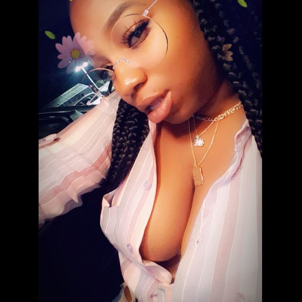 Meet your Posher, Vania